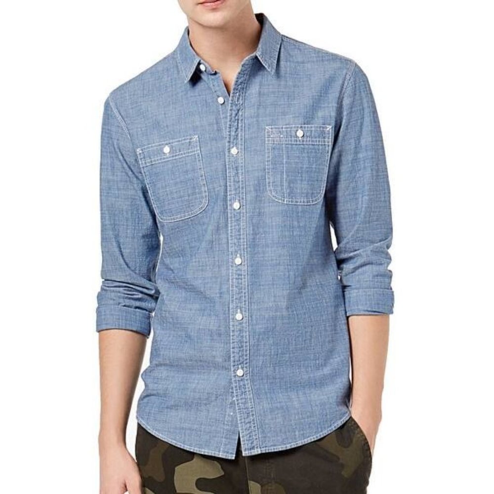 NWOT Men's Chambray Button Down Shirt
